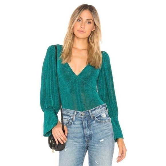 Free People Womens Killer Queen Tee Blouse Sz Small Green Long Sleeve V Neck - Picture 1 of 9